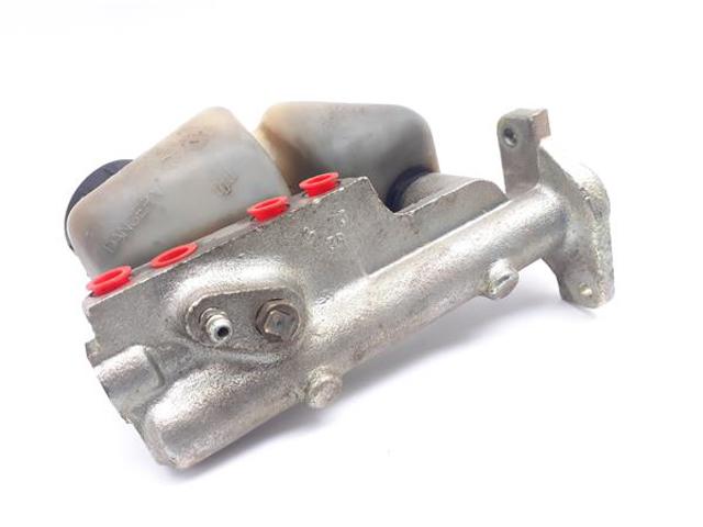 Cylinder hamulcowy Renault 9