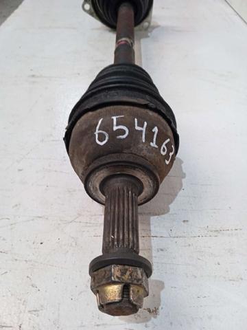 Półoś napędowa przednia lewa 7701351484 RENAULT