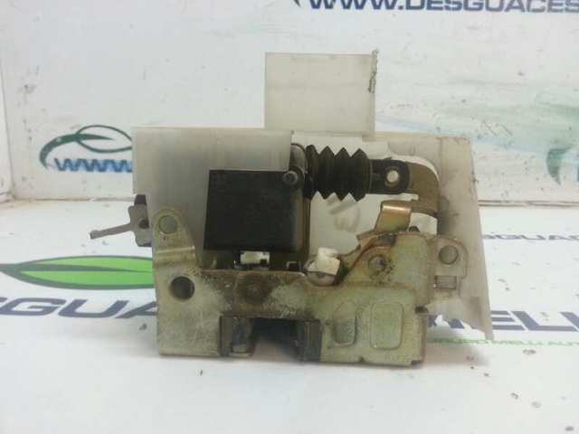 Zamek drzwi przednich prawych 7701469181 RENAULT