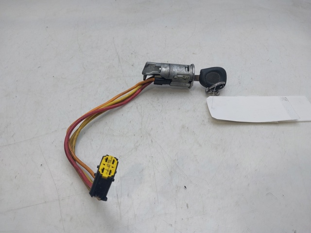 Zestaw wkładek zamków 7701469419 RENAULT