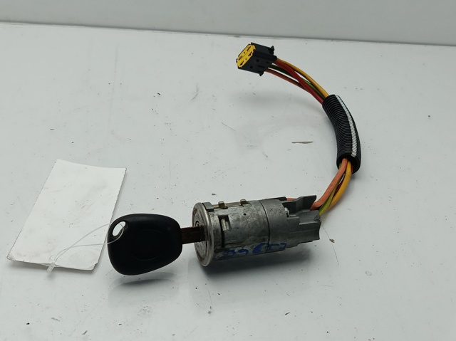 Zestaw wkładek zamków 7701469419 RENAULT