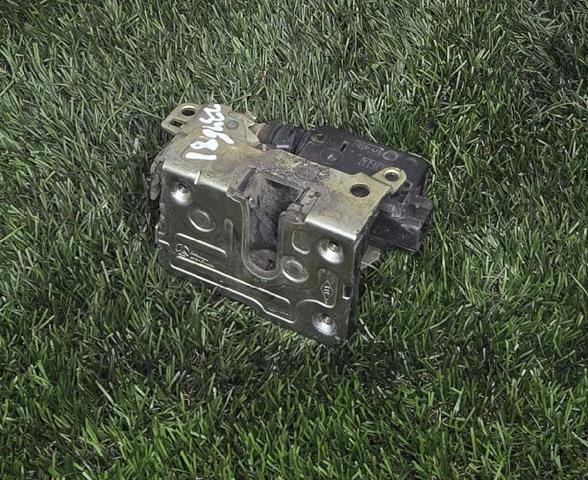 Zamek drzwi tylnych lewych 7701469940 RENAULT