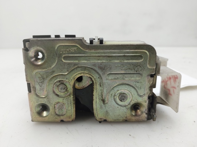 Zamek drzwi tylnych lewych 7701469940 RENAULT