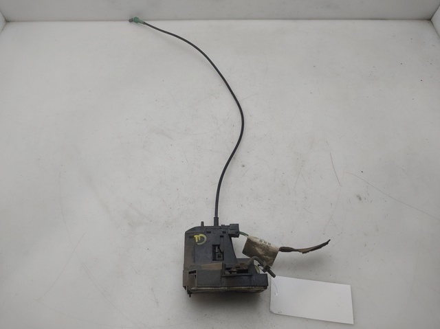 Zamek drzwi tylnych prawych 7701469941 RENAULT