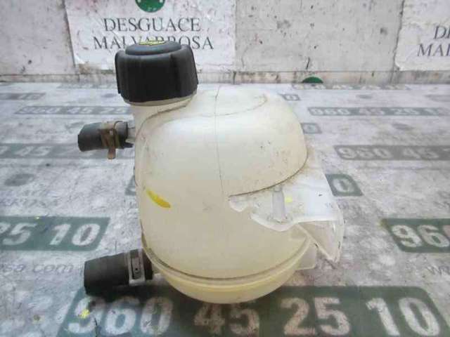7701470460 Renault (RVI)