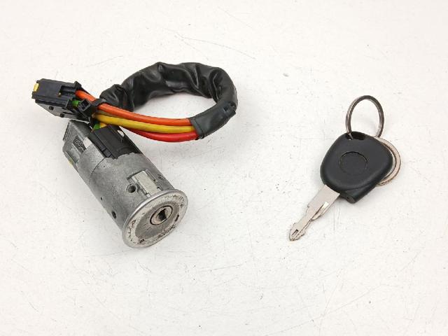 Stacyjka zapłonowa 7701471220 RENAULT