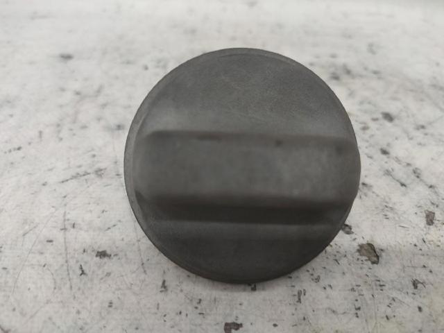 Korek wlewu paliwa 7701471585 RENAULT