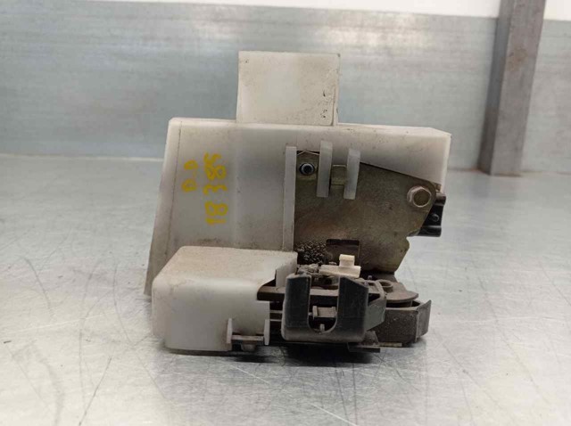 Zamek drzwi przednich prawych 7701473172 RENAULT