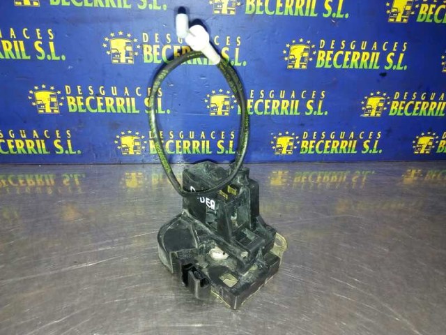 Zamek drzwi przednich prawych 7701473172 RENAULT