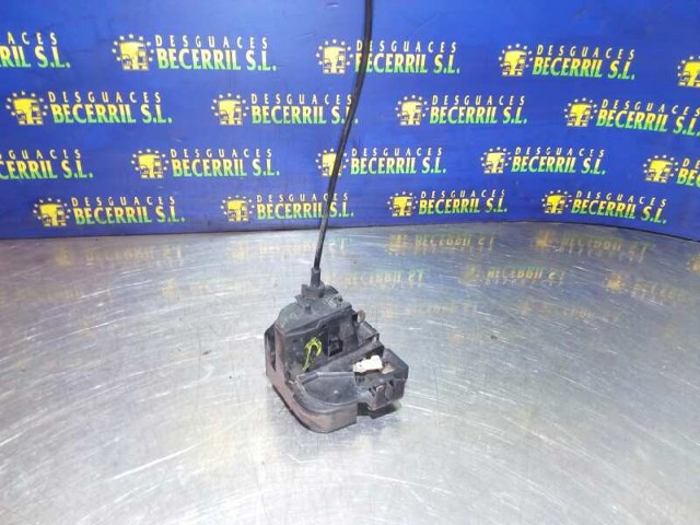 Zamek drzwi przednich prawych 7701473172 RENAULT