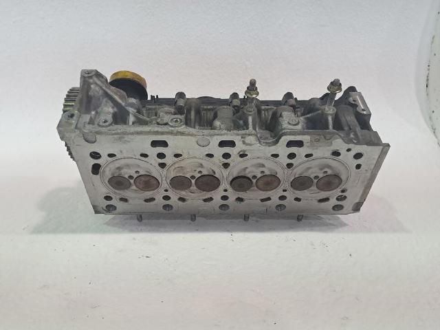 Głowica cylindrów Nissan Note E11