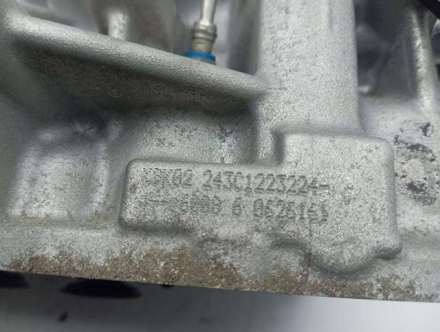 Głowica cylindrów Nissan Note E11