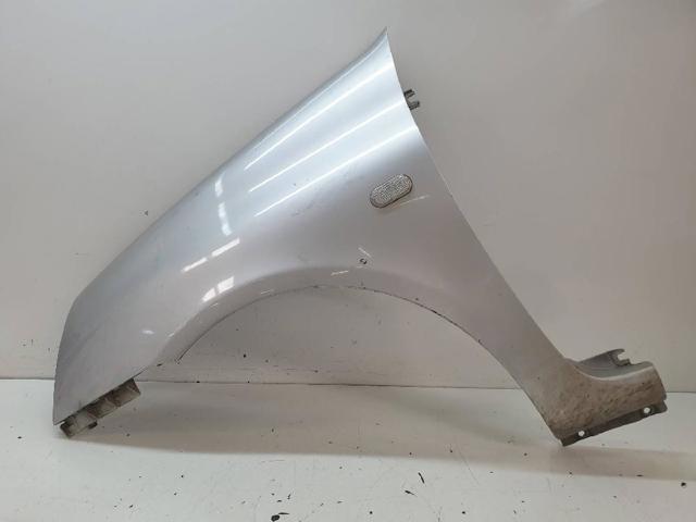 Błotnik przedni lewy 7701473448 RENAULT