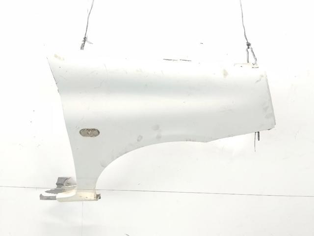 Błotnik przedni prawy 7701473449 RENAULT