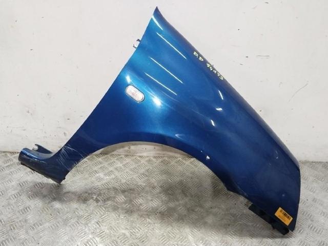Błotnik przedni prawy 7701473449 RENAULT