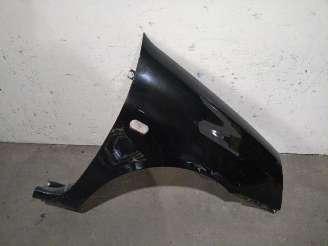 Błotnik przedni prawy 7701473449 RENAULT
