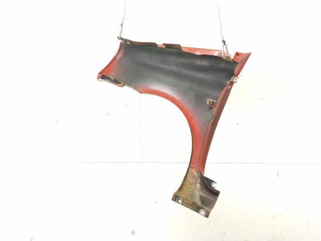 Błotnik przedni prawy Renault Clio LB0, LB1, LB2