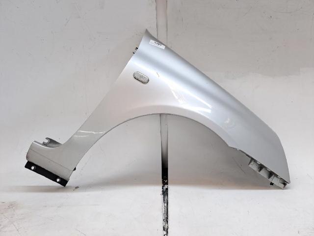 Błotnik przedni prawy Renault Clio LB0, LB1, LB2