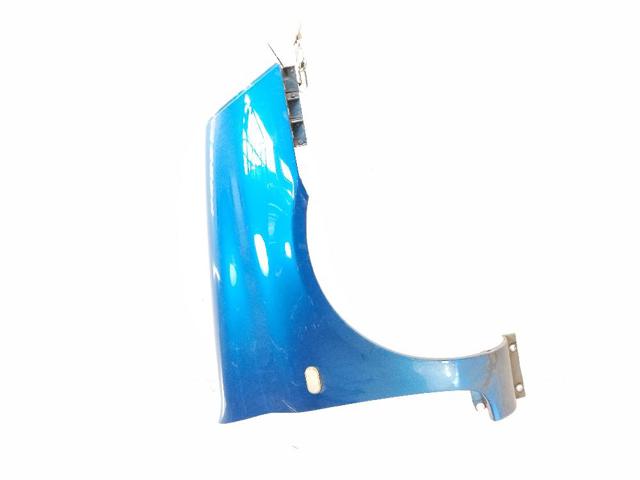 Błotnik przedni prawy 7701473449 RENAULT