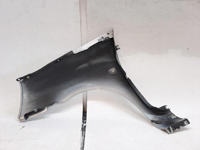 Błotnik przedni prawy Renault Clio LB0, LB1, LB2