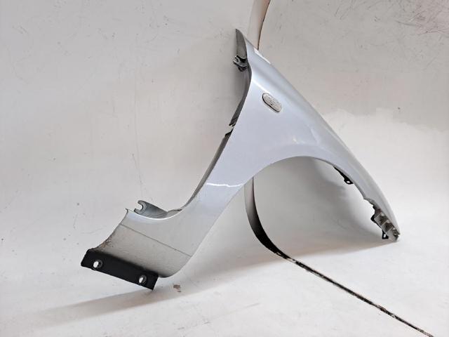 Błotnik przedni prawy Renault Clio LB0, LB1, LB2