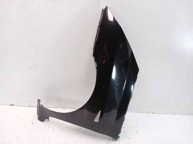 Błotnik przedni lewy 7701473588 RENAULT