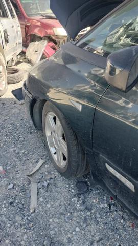 Błotnik przedni lewy 7701473588 RENAULT