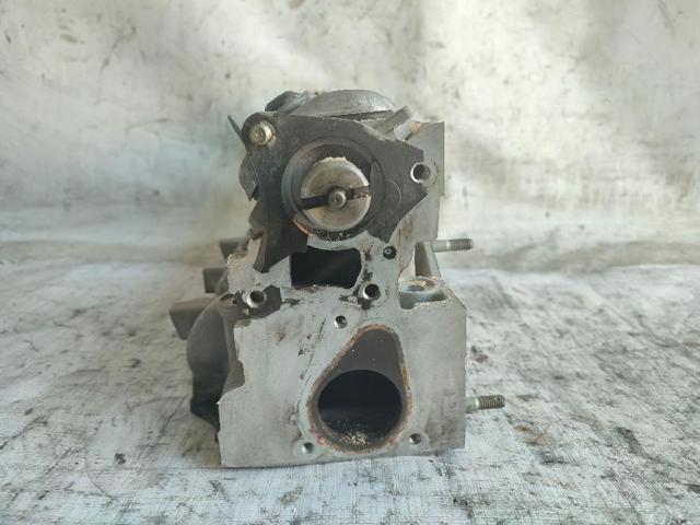 Głowica cylindrów Renault Laguna 1 B56, 556