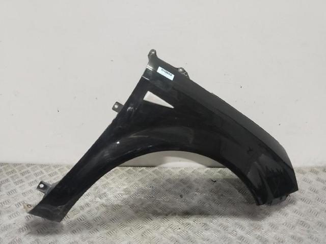 Błotnik przedni prawy 7701474853 RENAULT