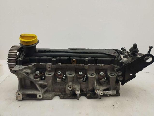 Głowica cylindrów 7701476059 RENAULT