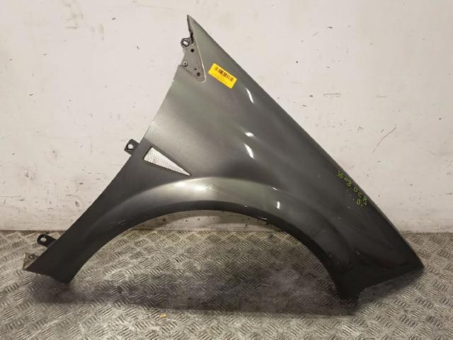 Błotnik przedni prawy 7701477187 RENAULT