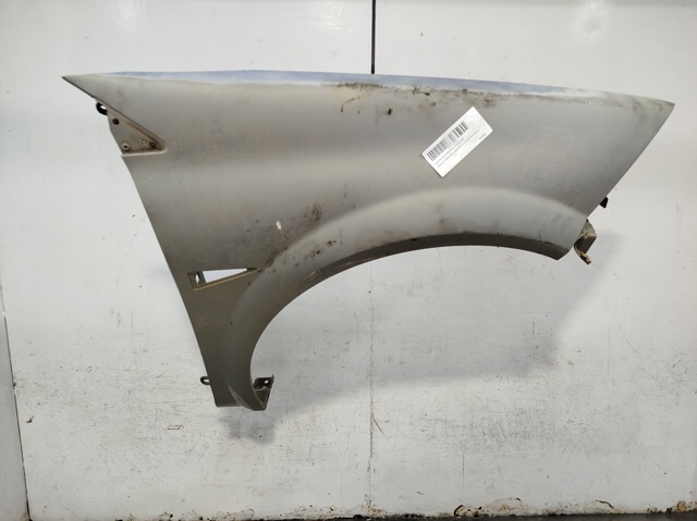 Błotnik przedni prawy 7701477187 RENAULT
