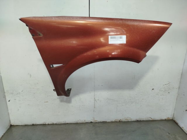 Błotnik przedni prawy 7701477187 RENAULT