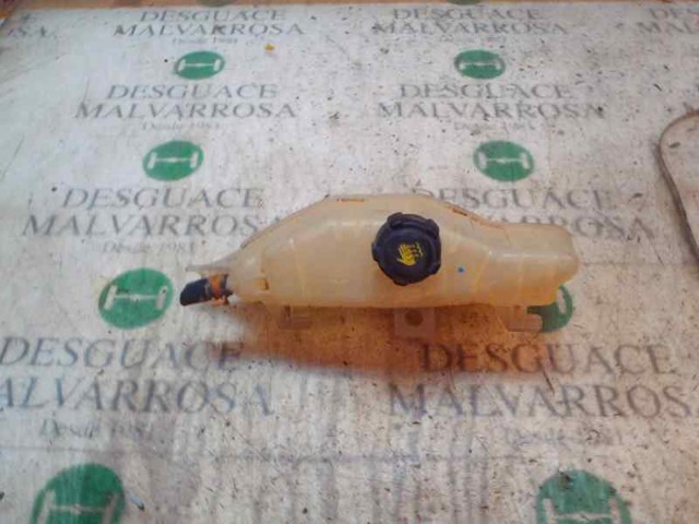 Zbiorniczek wyrównawczy układu chłodzenia 7701477290 RENAULT