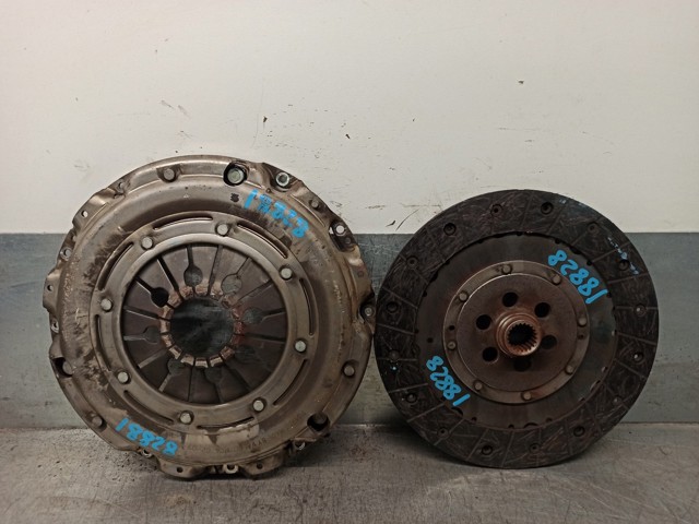 7701477695 Renault (RVI)