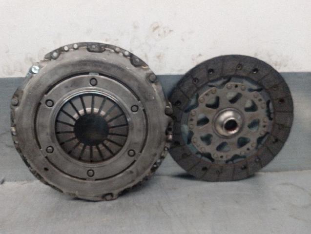 7701477695 Renault (RVI)