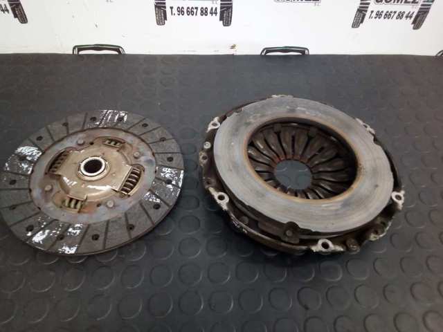 Zestaw sprzęgła (3 części) 7701478114 RENAULT