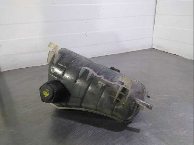 7701478318 Renault (RVI)