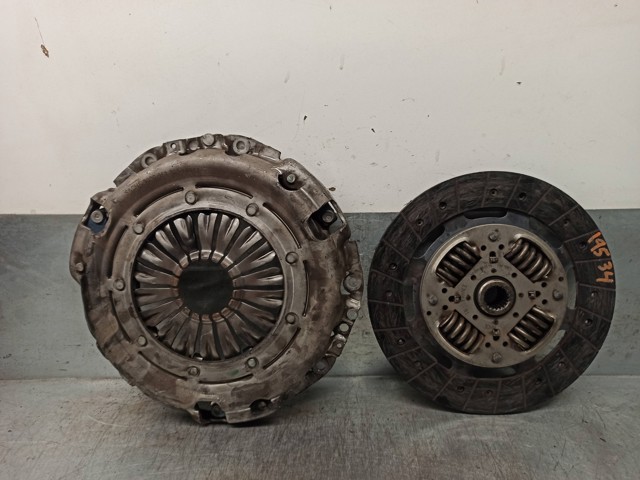 Zestaw sprzęgła (3 części) 7701478557 RENAULT