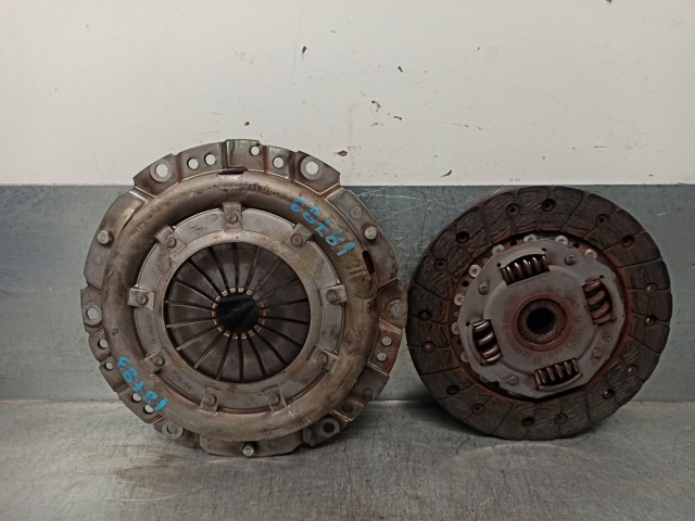 7701478560 Renault (RVI)
