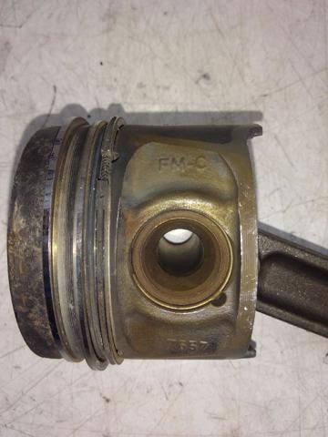 Tłok, komplet do jednego cylindru, STD 7701478822 RENAULT