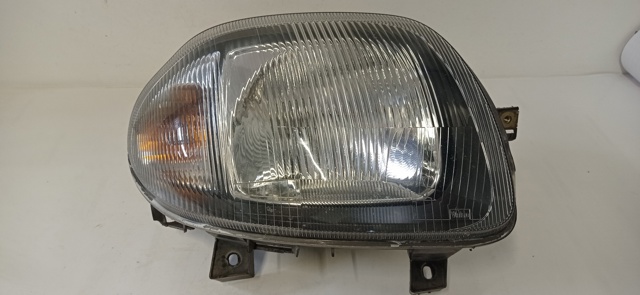 Reflektor prawy 7701697618 RENAULT