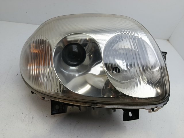 Reflektor prawy 7701697618 RENAULT