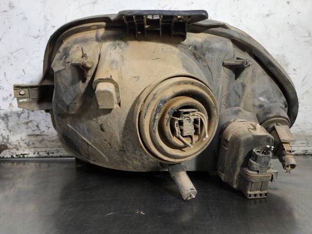 Reflektor prawy 7701697618 RENAULT