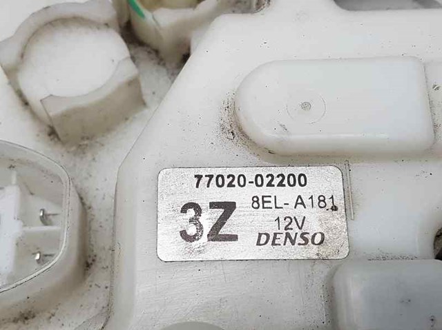 Moduł pompy paliwowej z czujnikiem poziomu paliwa Toyota Corolla E15