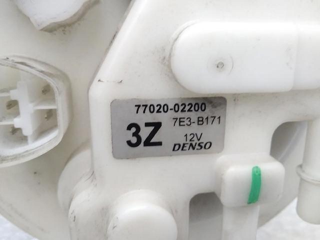 Moduł pompy paliwowej z czujnikiem poziomu paliwa Toyota Corolla E15