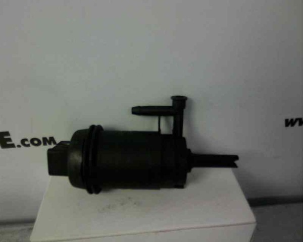 Pompka spryskiwacza szyby przedniej Renault Trafic 1 TXX