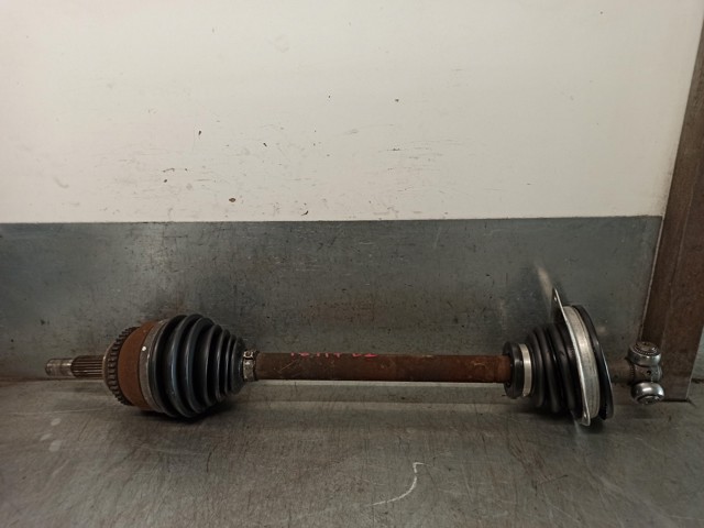 Półoś napędowa przednia lewa 7711134941 RENAULT