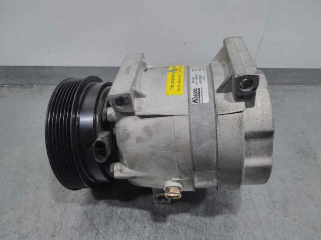 7711135105 Renault (RVI)