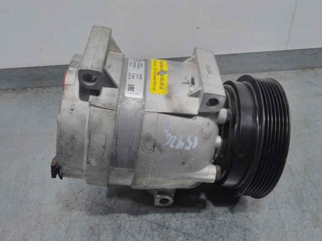 7711135105 Renault (RVI)